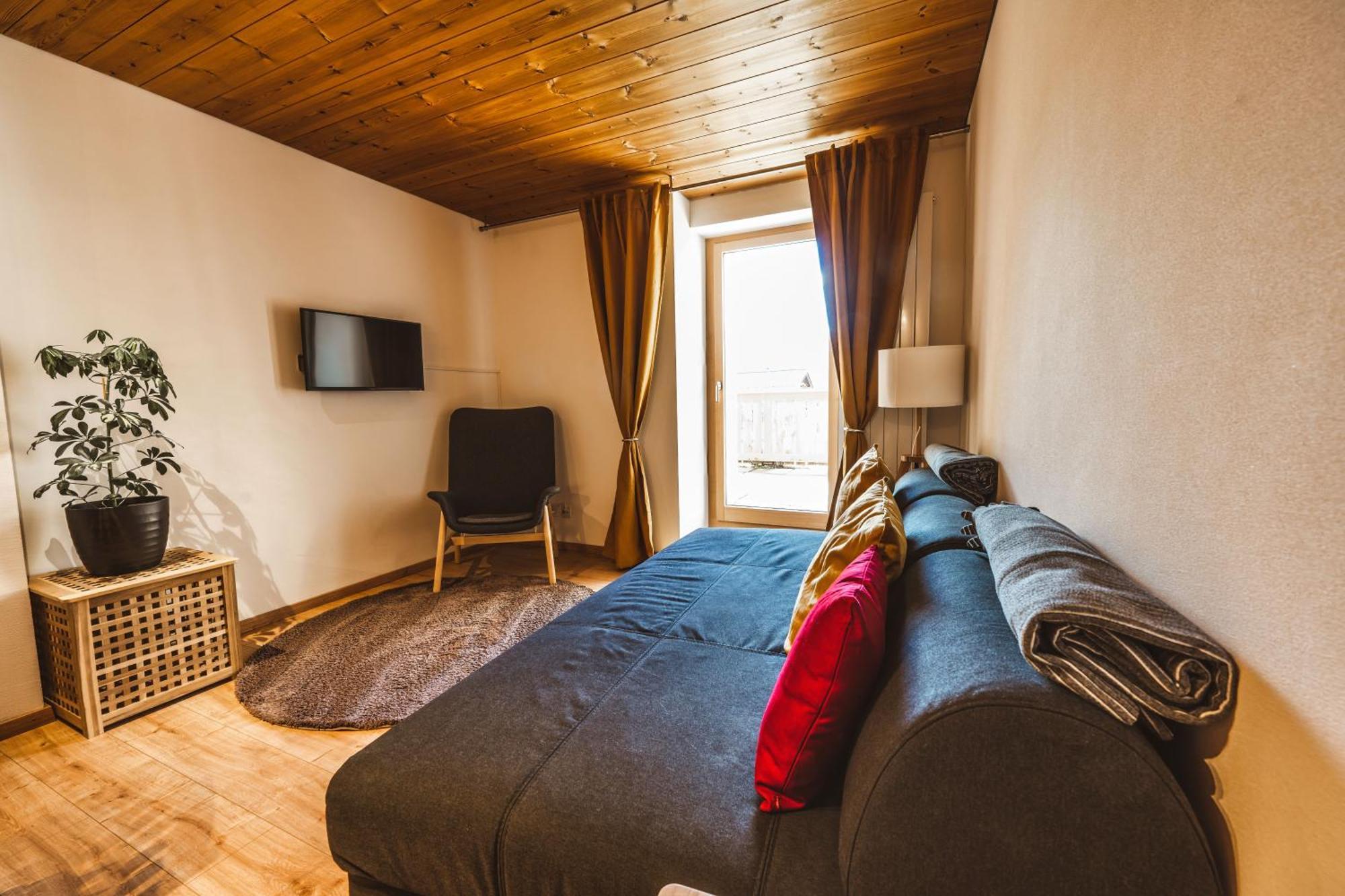 Ferienwohnung 1 2 3 Скуоль Экстерьер фото